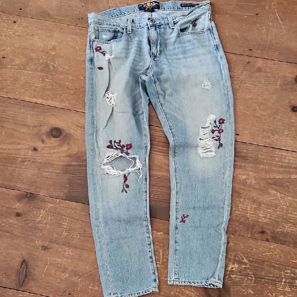 Lucky Brand Light Blue Jeans with Yellow Embroidery